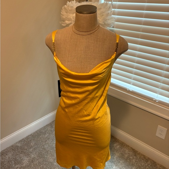 Guess Marciano dress - Picture 4 of 5